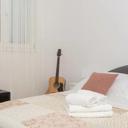 Apartman Sime Apartament *