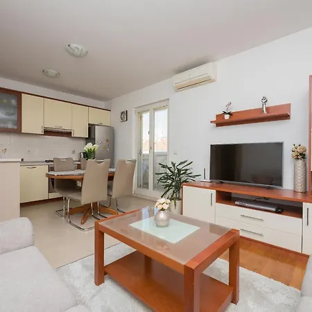 Apartment Apartman Sime *